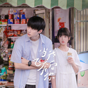 沟厕全景偷拍美女撒尿
