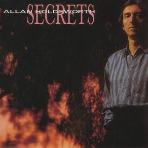 沟厕全景偷拍美女撒尿
